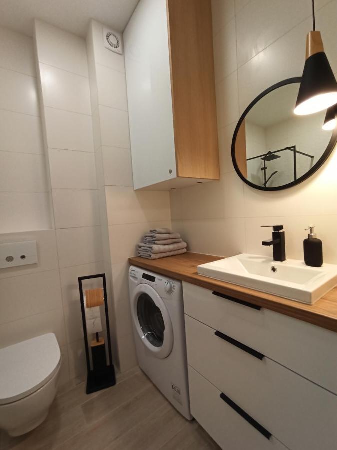 Apartament Wrzesnia II Apartment ภายนอก รูปภาพ
