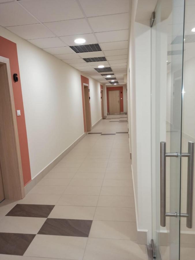 Apartament Wrzesnia II Apartment ภายนอก รูปภาพ